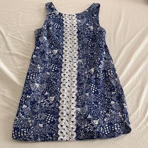 Lilly Pulitzer Elegant Blue and White Lace Detail Dress